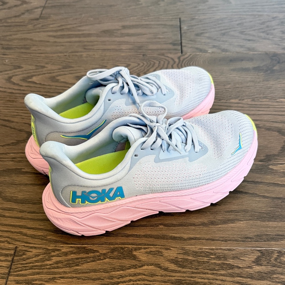 Hoka Women's Light Gray and Pink Athletic Running Shoes